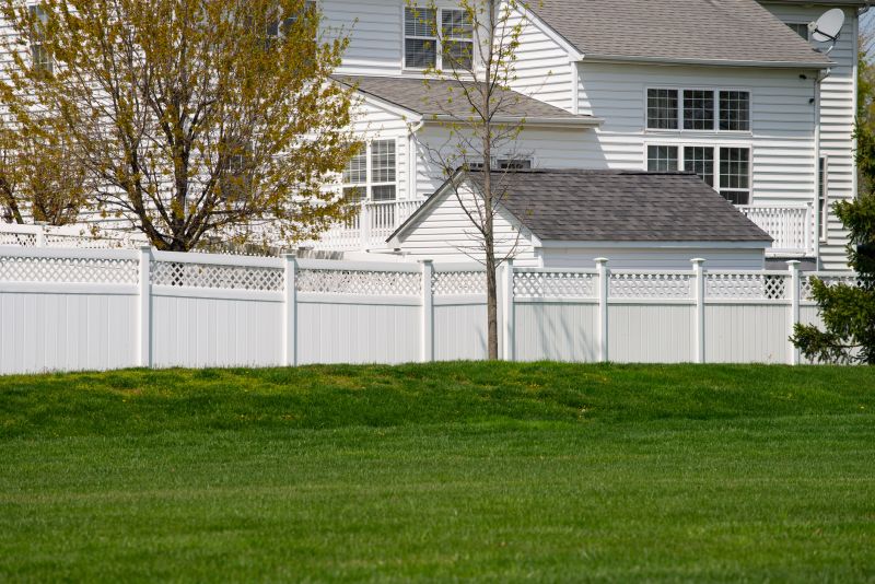 Pvc Lattice Fence Installation in Kansas City, MO